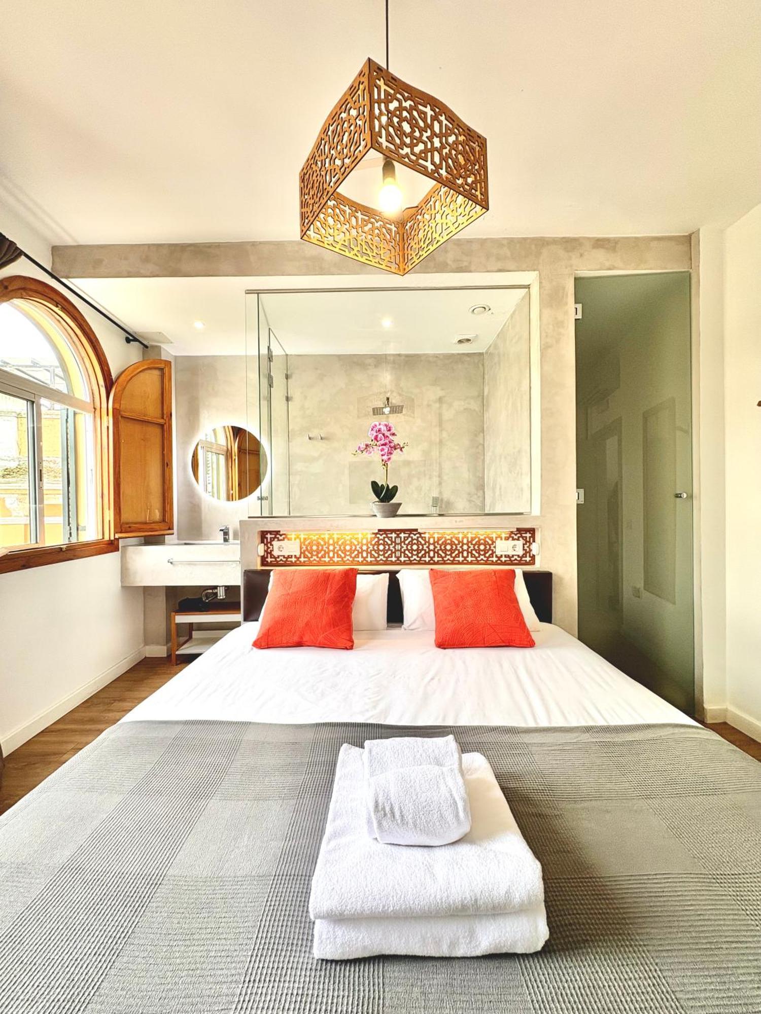 Unique House - Private Spa&Pool -StayinSiviglia Esterno foto