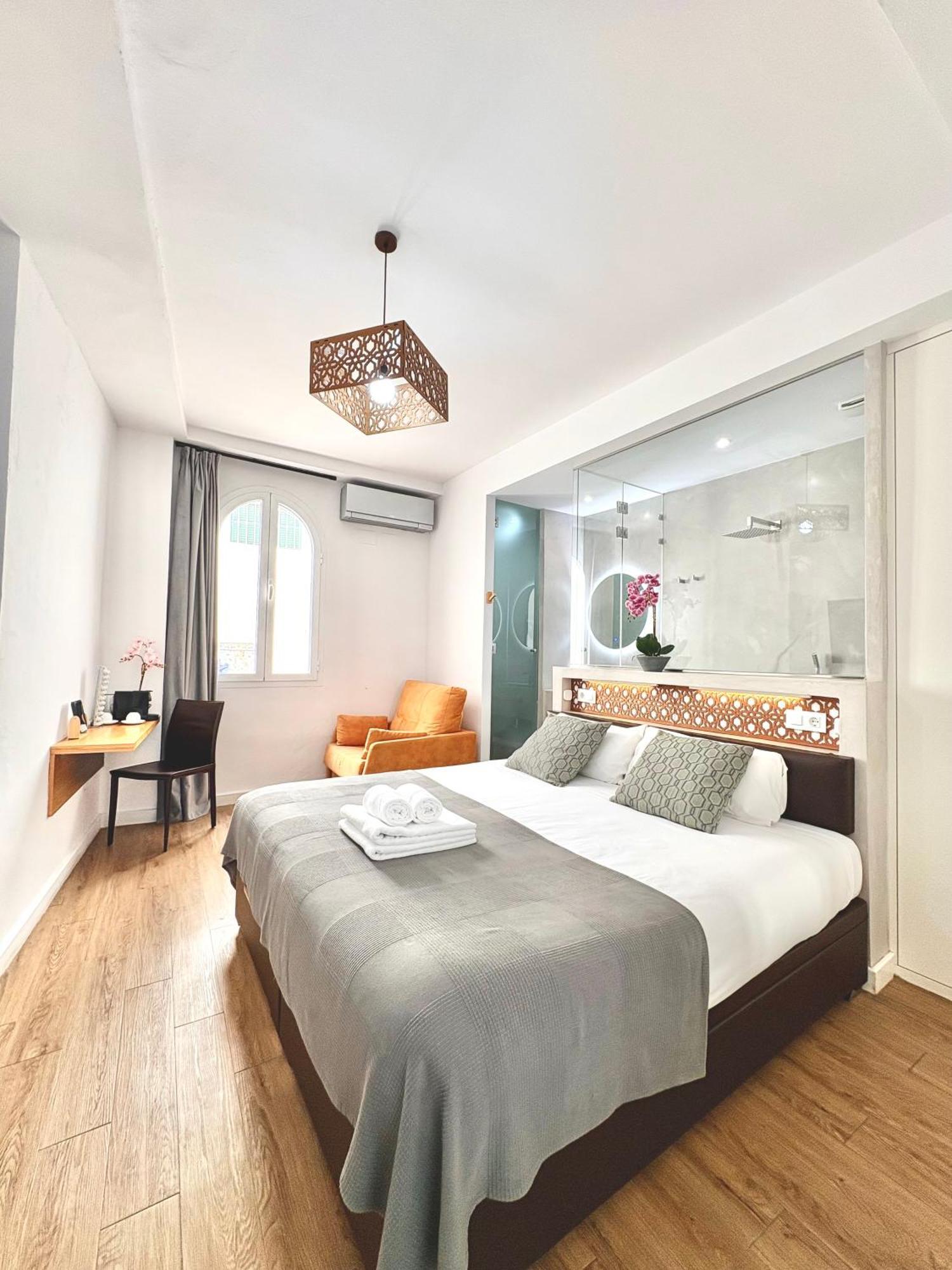 Unique House - Private Spa&Pool -StayinSiviglia Esterno foto