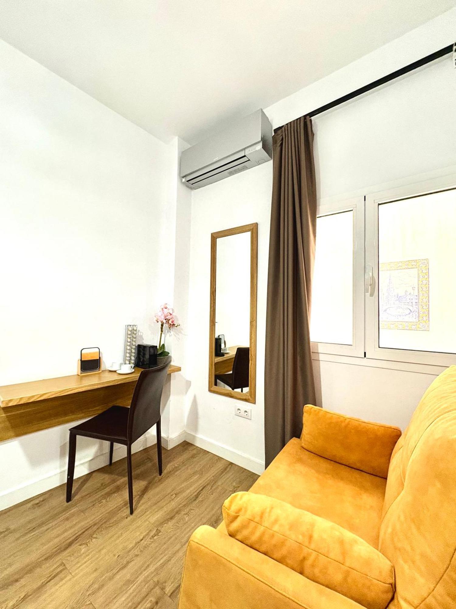 Unique House - Private Spa&Pool -StayinSiviglia Esterno foto